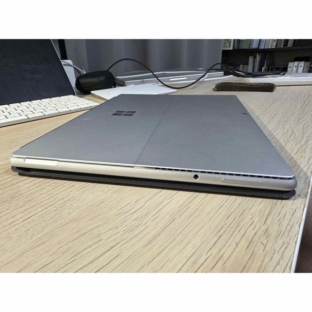 Microsoft(マイクロソフト)のSurface Pro8 i5-2.4GHz/8GB/256GB キーボードペン スマホ/家電/カメラのPC/タブレット(ノートPC)の商品写真