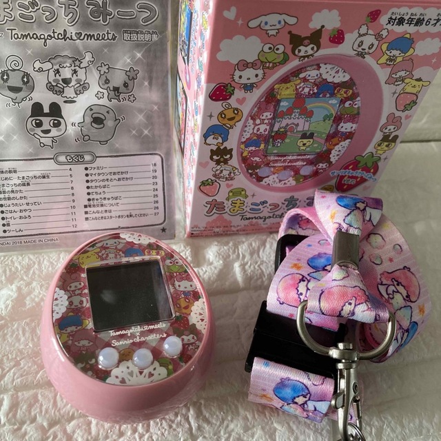 バンダイ Tamagotchi みーつサンリオキャラクターズ