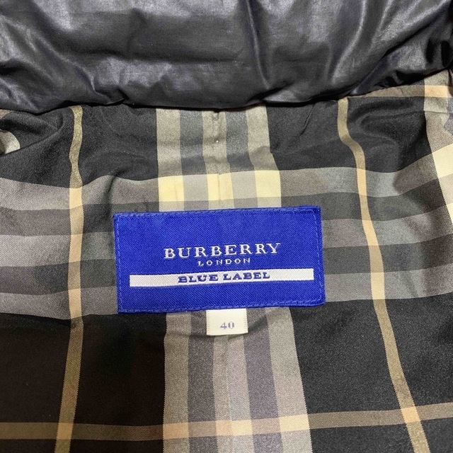 BURBERRY(バーバリー)のバーバリ　ダウンジャケット レディースのジャケット/アウター(ダウンジャケット)の商品写真