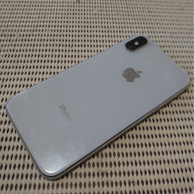 ○Wi-Fi通信完動品SIMフリー液晶無傷iPhoneX本体256GBシルバーDOCOMO判定○