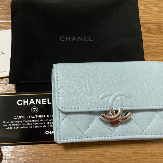 CHANEL(シャネル)のCHANEL シャネル　スモールウォレット　財布 レディースのファッション小物(財布)の商品写真