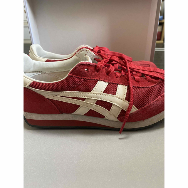 Onitsuka Tiger(オニツカタイガー)のオニツカタイガー　靴　23.5cm レディースの靴/シューズ(スニーカー)の商品写真