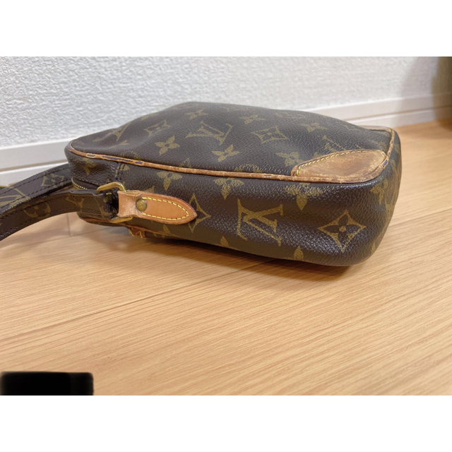 LOUIS VUITTON(ルイヴィトン)のルイヴィトン　モノグラム　ショルダーバッグ レディースのバッグ(ショルダーバッグ)の商品写真