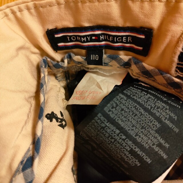 TOMMY HILFIGER(トミーヒルフィガー)のトミーヒルフィガー　チノパン　110 キッズ/ベビー/マタニティのキッズ服男の子用(90cm~)(パンツ/スパッツ)の商品写真