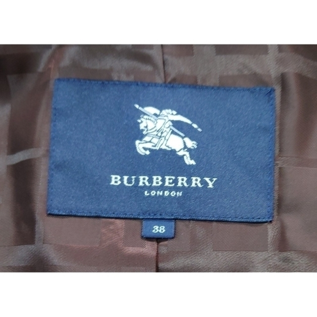BURBERRY(バーバリー)のバーバリー　コート レディースのジャケット/アウター(トレンチコート)の商品写真
