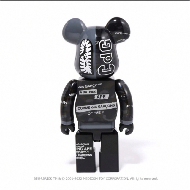 BE@RBRICK(ベアブリック)のBE@RBRICK BAPE CDG CAMO SHARK 100％＆400％ エンタメ/ホビーのフィギュア(その他)の商品写真