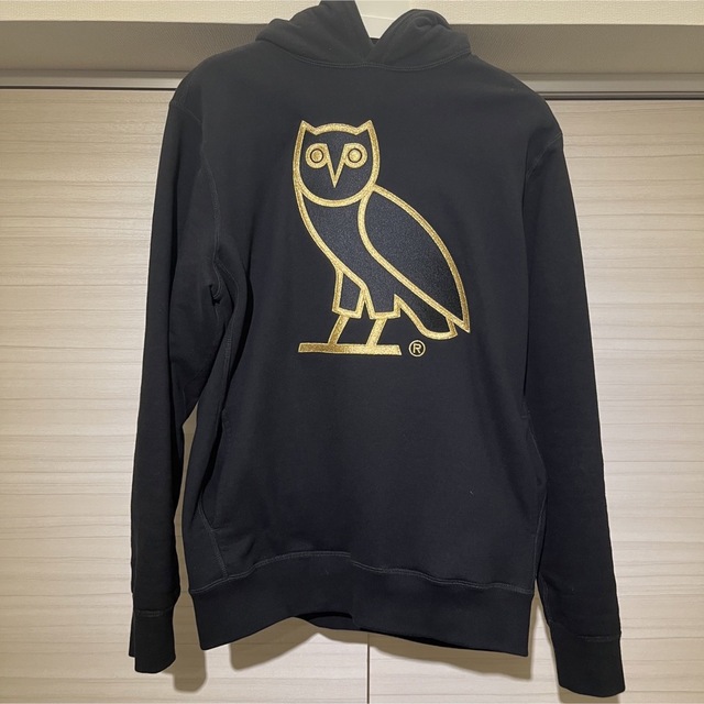 オクトーバーベリーオウン　OVO パーカー　L