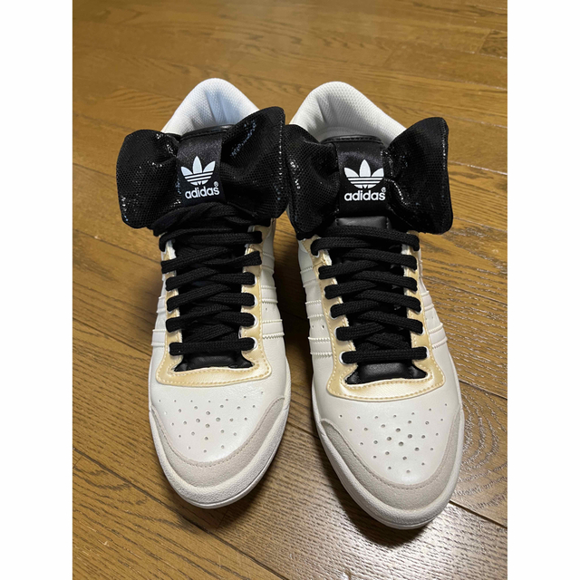 adidas 24.5 未使用　スニーカー