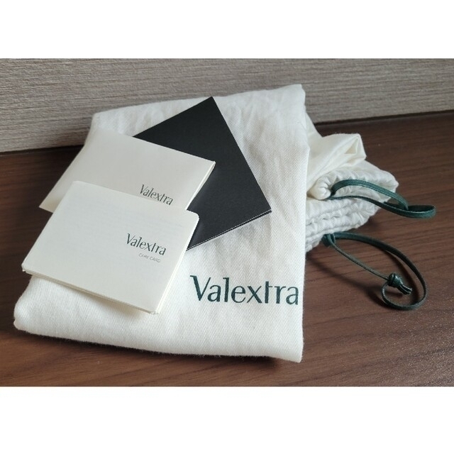 Valextra(ヴァレクストラ)のValextra ヴァレクストラ イジィデ バッグ ホワイト 白 HERMES レディースのバッグ(ハンドバッグ)の商品写真