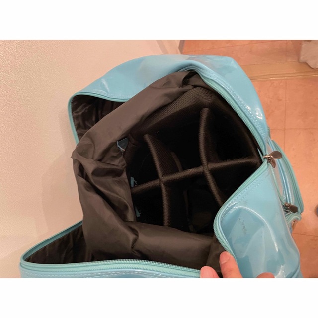 デザインチューニング　キャディーバッグ　2019モデル スポーツ/アウトドアのゴルフ(バッグ)の商品写真