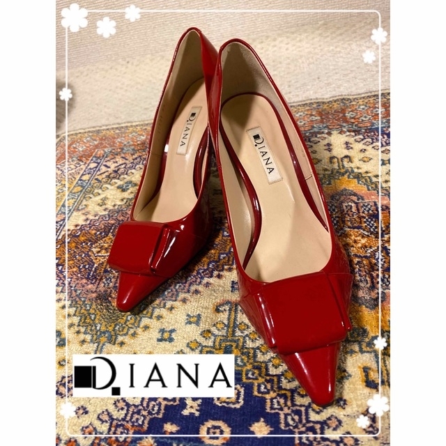 DIANA(ダイアナ)の【激レア】DIANA 完売品‼️ 大人可愛い 赤 エナメルパンプス 23 レディースの靴/シューズ(ハイヒール/パンプス)の商品写真