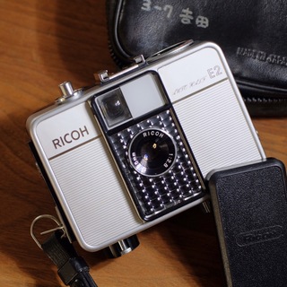 リコー(RICOH)の【整備品・試写あり】RICHO AUTO  HALF E2 ① スタンダード(フィルムカメラ)