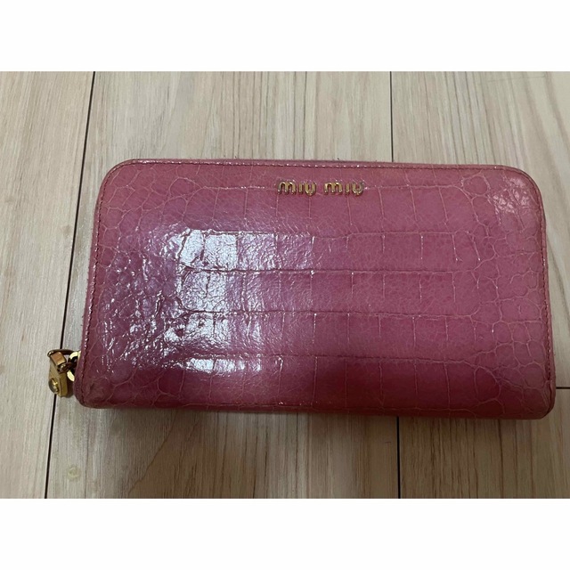 miumiu(ミュウミュウ)のmiumiu 長財布 レディースのファッション小物(財布)の商品写真