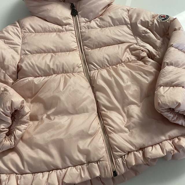 MONCLER(モンクレール)の正規品　モンクレール　キッズ　ダウン　Ａライン　ピンク  2Ａ　(92cm) キッズ/ベビー/マタニティのキッズ服女の子用(90cm~)(ジャケット/上着)の商品写真