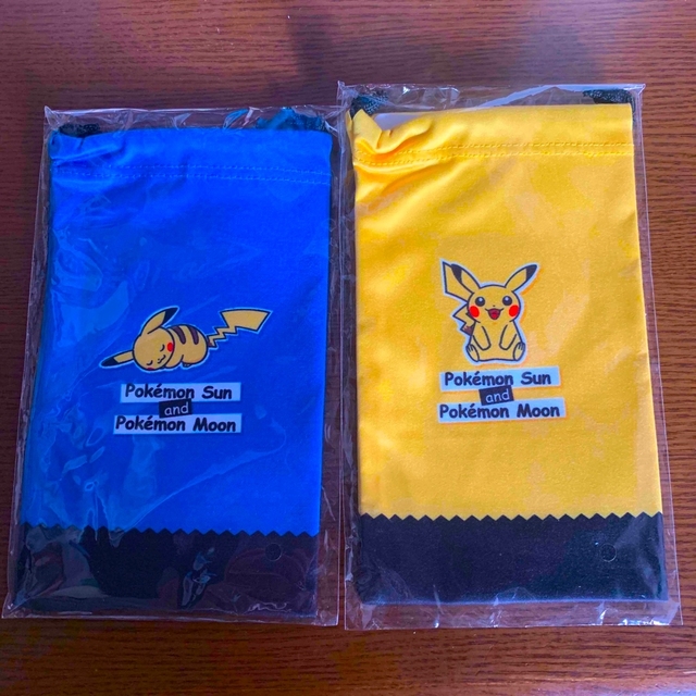 ポケモン　ポーチ2点セット エンタメ/ホビーのおもちゃ/ぬいぐるみ(キャラクターグッズ)の商品写真