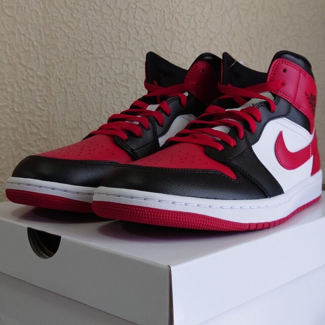 WMENS AIR JORDAN 1MID