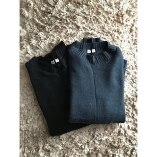 ユニクロ(UNIQLO)のUNIQLO U カシミア混 ウールセーター  ニット 2着セット売り(ニット/セーター)