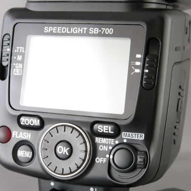 Nikon(ニコン)のニコン　SB-700 スマホ/家電/カメラのカメラ(ストロボ/照明)の商品写真