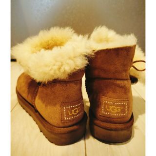 UGG - 値下げしました！【ほぼ未使用】UGGムートンブーツの通販 by ...