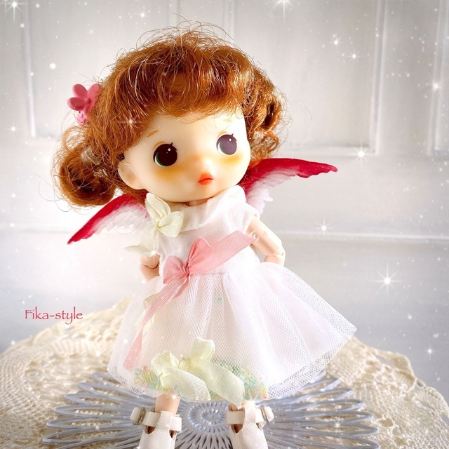 【天使の羽】グラデーションレッド❤️オビツ11❤プチブライスサイズ ハンドメイドのぬいぐるみ/人形(その他)の商品写真