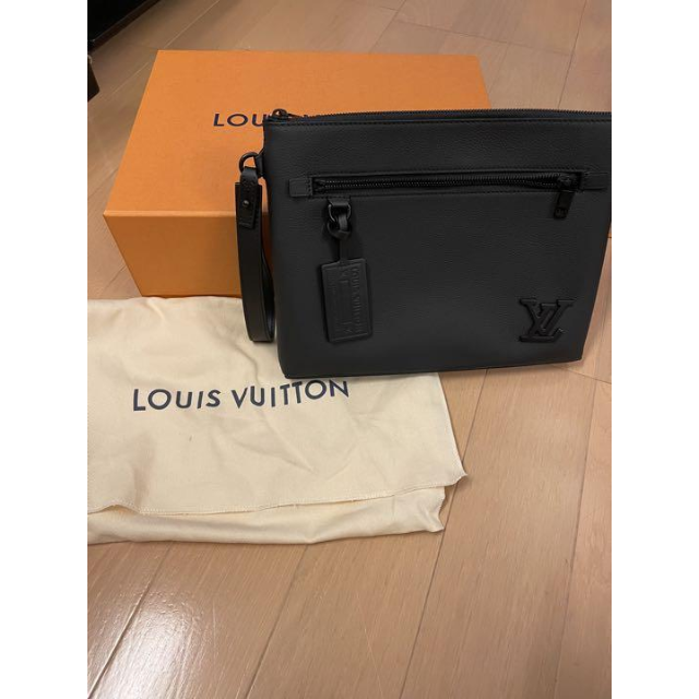 LOUIS VUITTON - ルイヴィトン　M69837 　アエログラム　ポシェット　クラッチ　　バックの通販 by Sunolm\'s shop｜ルイヴィトンならラクマ その他【取寄販売】