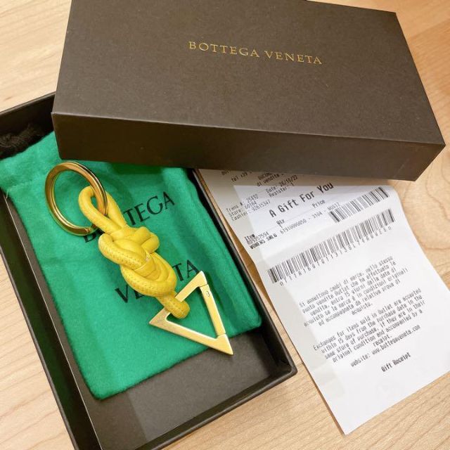 新品未使用】BOTTEGA VENETA ラムレザー チャーム ボンボン | tspea.org