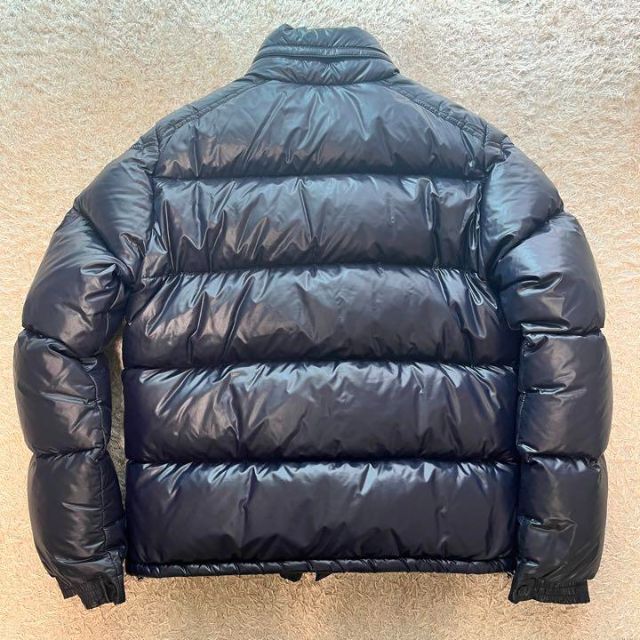 未使用に近い】MONCLER エバー ダウンジャケット ネイビー サイズ4