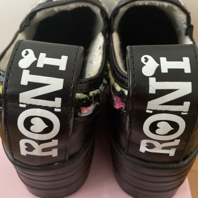 RONI(ロニィ)の厚底スニーカー ツイード 19cm roni ロニィ キッズ 黒 キッズ/ベビー/マタニティのキッズ靴/シューズ(15cm~)(スニーカー)の商品写真