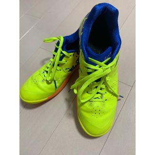 アシックス(asics)のあやくまさん即決対応) asics フットサル シューズ　23.0㎝(シューズ)