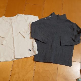 ユニクロ(UNIQLO)のベルメゾン　サイズ90 長袖シャツ　二枚セット(Tシャツ/カットソー)