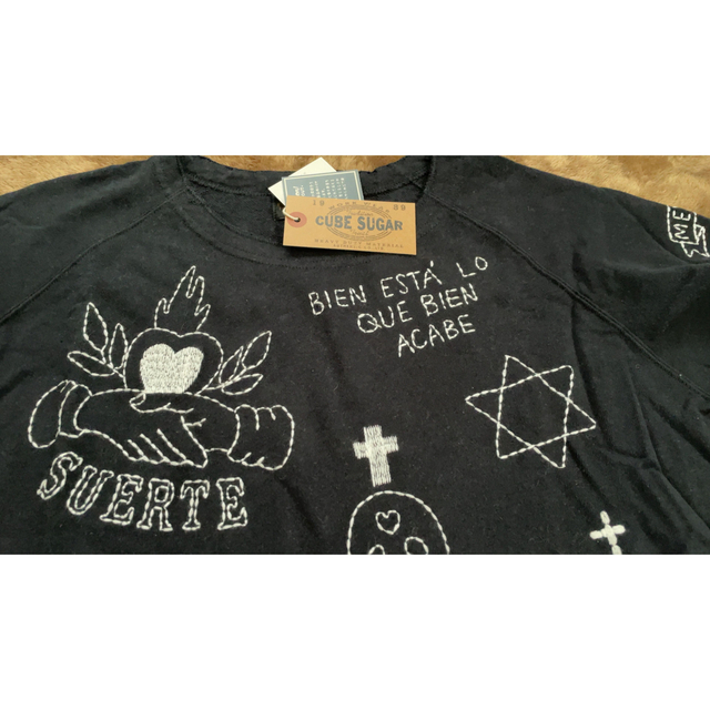 CUBE SUGAR(キューブシュガー)の新品　CUBE SUGAR  長袖Tシャツ レディースのトップス(Tシャツ(長袖/七分))の商品写真