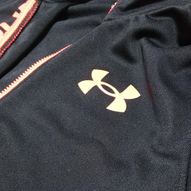 UNDER ARMOUR(アンダーアーマー)のUNDER ARMOUR 上下ジャージ キッズ/ベビー/マタニティのキッズ服男の子用(90cm~)(その他)の商品写真