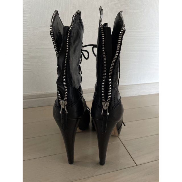 ZARA(ザラ)の✨希少❤️Sam Edelman 23.5レースアップ ブラック ブーティー レディースの靴/シューズ(ブーティ)の商品写真