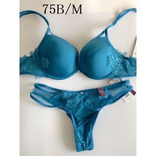 75B+M☆LISCA　リスカ入手難　海外高級ランジェリーセット　ブルー(ブラ&ショーツセット)