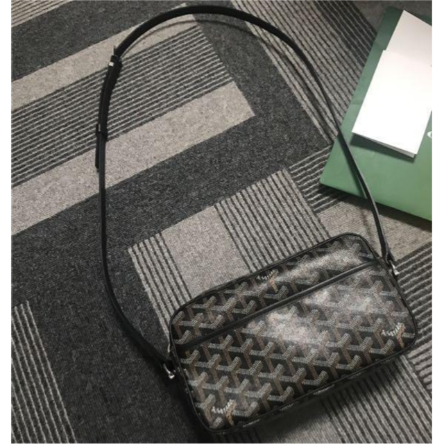 ゴヤール カップヴェール ショルダーバッグ 黒 白 - www.arturnogueira