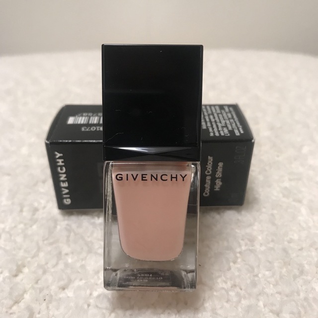 GIVENCHY(ジバンシィ)のGIVENCHY ネイルカラー コスメ/美容のネイル(マニキュア)の商品写真