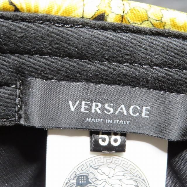 VERSACE(ヴェルサーチ)の新品VERSACEキャップ黒ハットヴェルサーチェ派手メンズGUCCIルイヴィトン メンズの帽子(キャップ)の商品写真