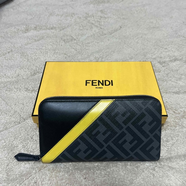 おしゃれ】 FENDI - 長財布 FENDI 長財布 - www.zla.org.zm