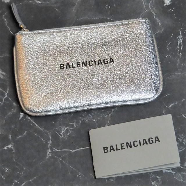 新品BALENCIAGAシルバーレザーポーチ小物入れ財布カードケースバレンシアガ