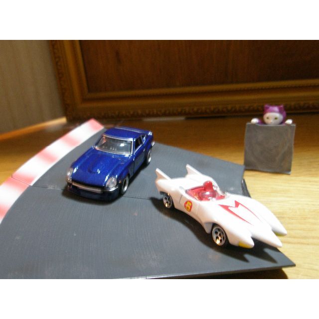 BANDAI(バンダイ)の当時物　ホットウィールセット　マッハ号＆MACH５ （SPEED RACER） エンタメ/ホビーのおもちゃ/ぬいぐるみ(ミニカー)の商品写真