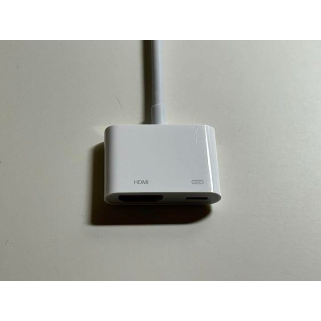 Apple(アップル)の【美品】純正 Lightning - Digital AV Adapter ③ スマホ/家電/カメラのテレビ/映像機器(映像用ケーブル)の商品写真