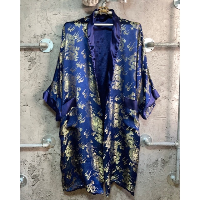 龍 ドラゴン 着物 和風 ガウン ローブ チャイナ アウター コート メンズ M レディースのジャケット/アウター(ガウンコート)の商品写真