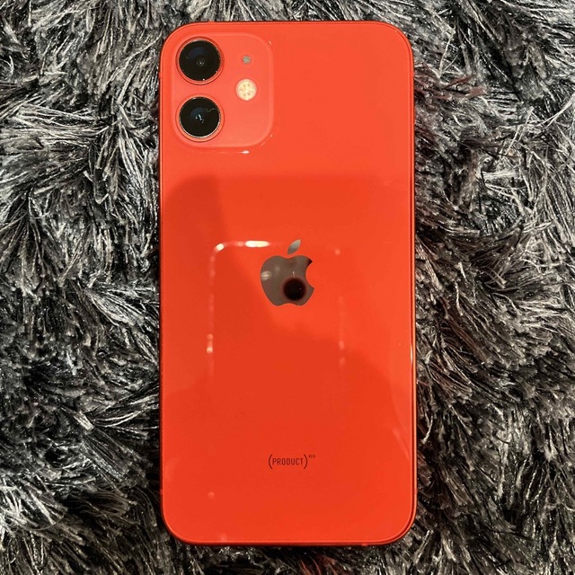 iPhone(アイフォーン)の【美品】iPhone12mini 64GB RED SIMフリー スマホ/家電/カメラのスマートフォン/携帯電話(スマートフォン本体)の商品写真