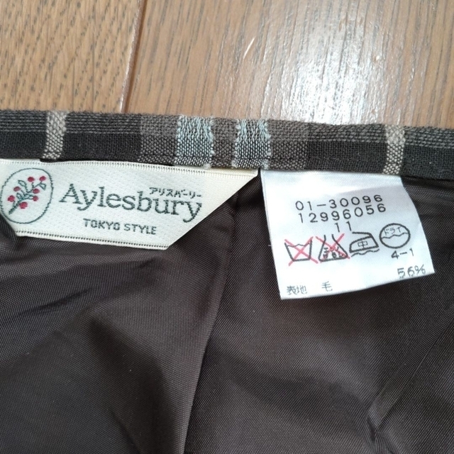 Aylesbury(アリスバーリー)のAylesbury膝丈チェックスカート レディースのスカート(ひざ丈スカート)の商品写真