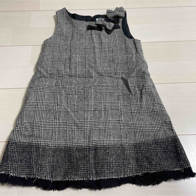 TOCCA(トッカ)のトッカ　TOCCA ワンピース　110 リボン　グレー　黒 キッズ/ベビー/マタニティのキッズ服女の子用(90cm~)(ワンピース)の商品写真