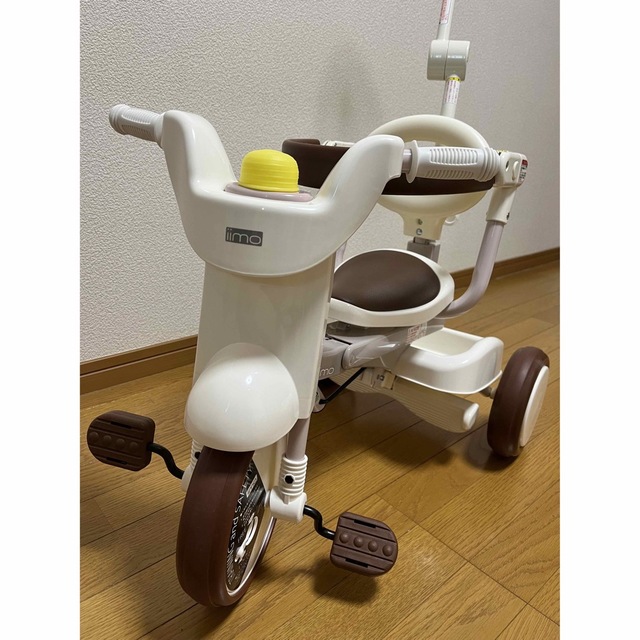 iimo 三輪車 キッズ/ベビー/マタニティの外出/移動用品(三輪車)の商品写真