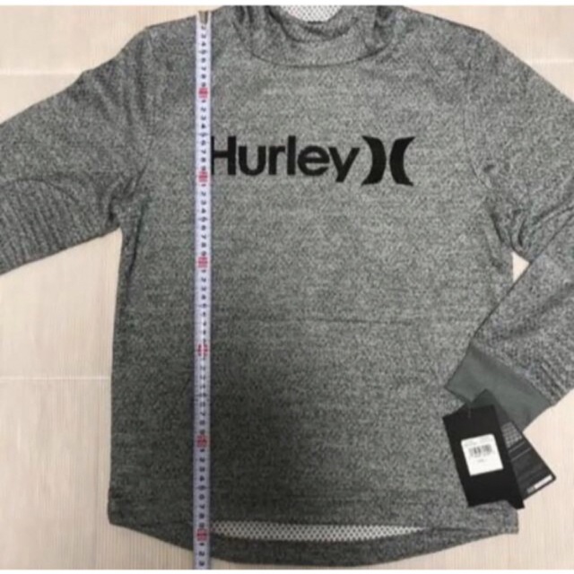 Hurley(ハーレー)の送料無料 新品 Hurley ハーレー サーマフィットプルオーバー&パンツセット キッズ/ベビー/マタニティのキッズ服女の子用(90cm~)(その他)の商品写真