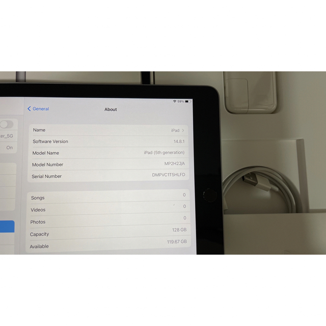 iPad(アイパッド)のiPad 第5世代 WiFi 128GB スペースグレイ スマホ/家電/カメラのPC/タブレット(タブレット)の商品写真