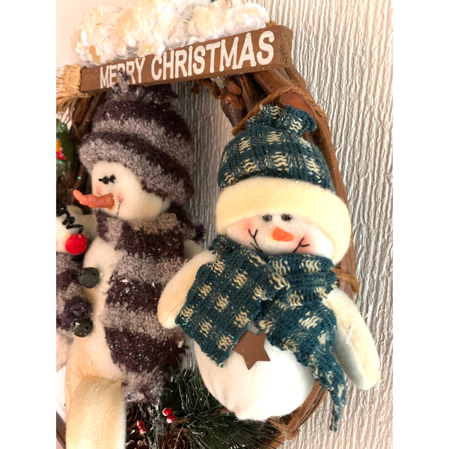 お値下げ　早い者勝ち　クリスマス　リース　雪だるま ハンドメイドのインテリア/家具(インテリア雑貨)の商品写真