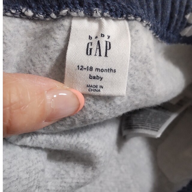 babyGAP(ベビーギャップ)のGAPパンツ80 キッズ/ベビー/マタニティのベビー服(~85cm)(パンツ)の商品写真